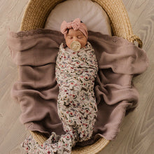 Load image into Gallery viewer, Organic Muslin Swaddle | Bunny Hop