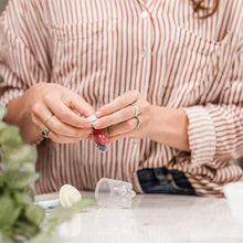 Load image into Gallery viewer, Fresh Food Feeder and Teether