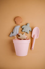 Load image into Gallery viewer, Beach Bucket