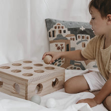 Load image into Gallery viewer, Peekaboo Box