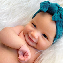 Load image into Gallery viewer, Cable Bow Headband