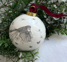 Load image into Gallery viewer, Native Bird Christmas Bauble- Fantail

