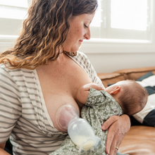 Load image into Gallery viewer, Generation 2 Silicone BreastPump with Suction Base &amp; Silicone cap
