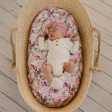 Load image into Gallery viewer, Bassinet Sheet/Change Mat cover | Everly
