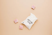 Load image into Gallery viewer, Hide &amp; Seek Kisses

